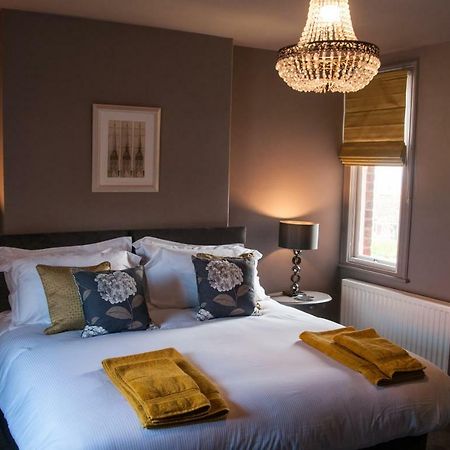 Aldersyde Bed & Breakfast Робин-Худс-Бей Экстерьер фото